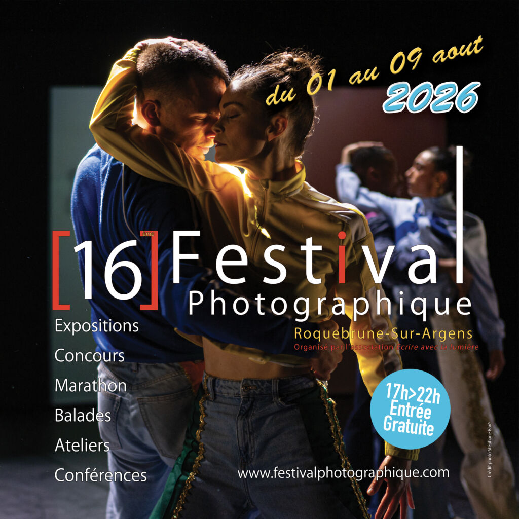 Couverture du livret du Festival photographique de Roquebrune sur Argens